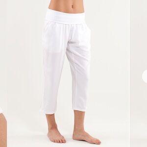 Lululemon Post Power Crop